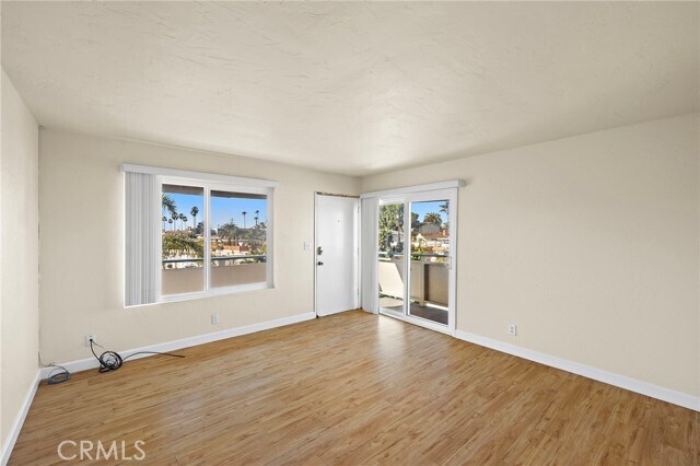 Building Photo - 229 W Escalones