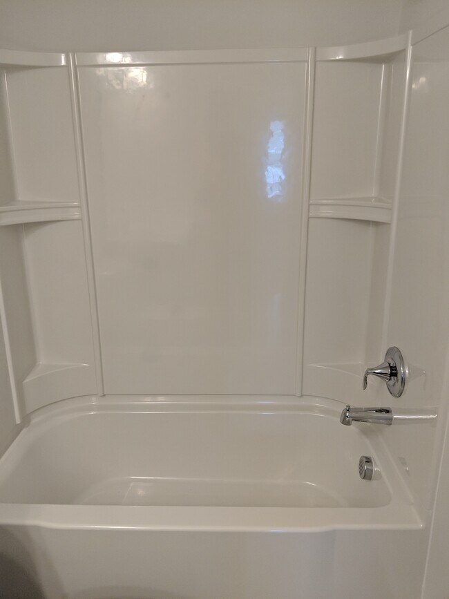 Building Photo - 1385 Southpoint Trail