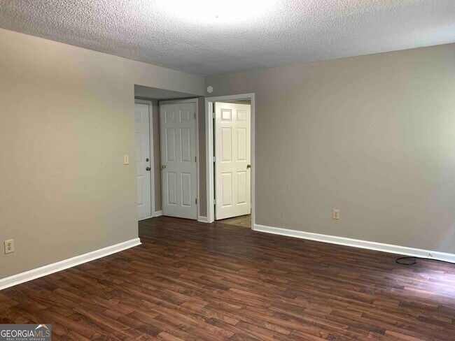 Building Photo - 4930 Muirwood Dr