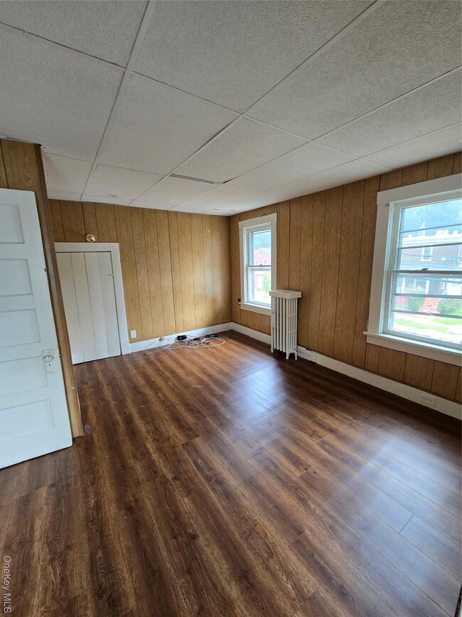 Building Photo - 469 1st St