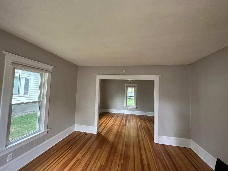 Living and Dining room - 513 3rd Ave SE