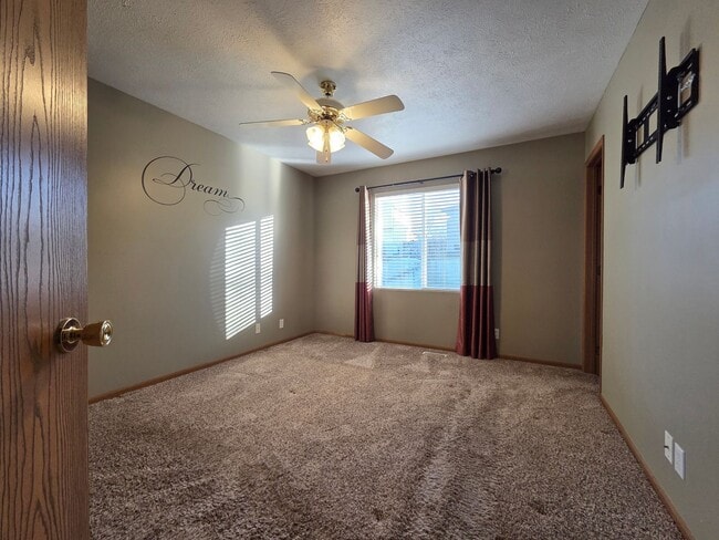 Building Photo - 7913 Bauman Ave