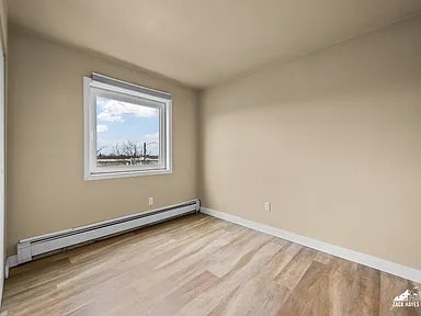 Building Photo - 618 Gambell St