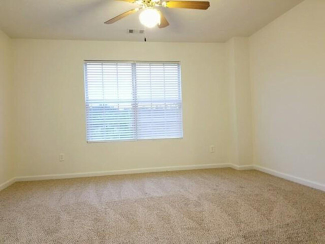 Building Photo - 2510 Marlin Dr