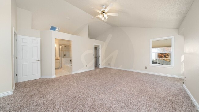 Building Photo - Westside 5 Bedroom Home Nestled Near Ute V...