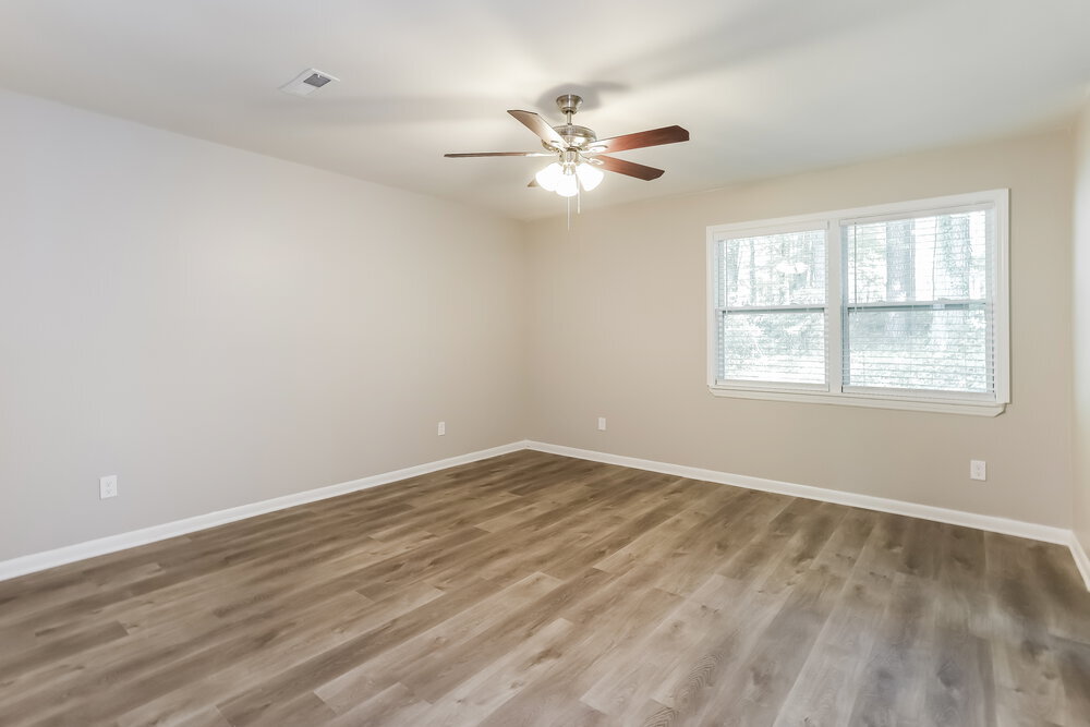 Building Photo - 102 Dove Rise