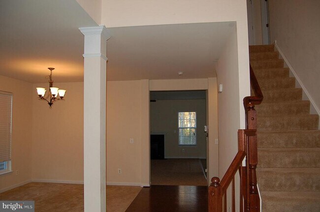 Building Photo - 12699 Lakeside Ct