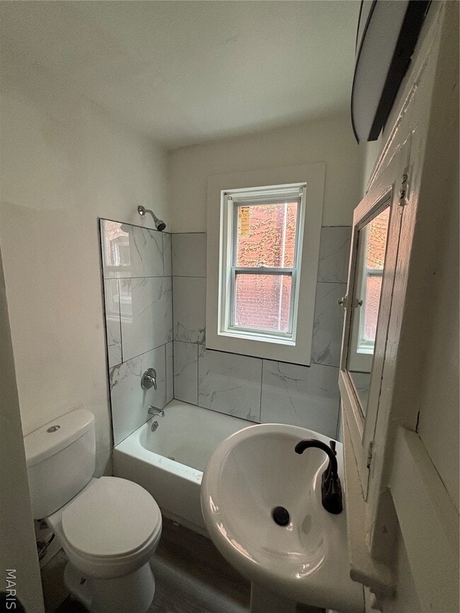 Building Photo - 6037 W Florissant Ave