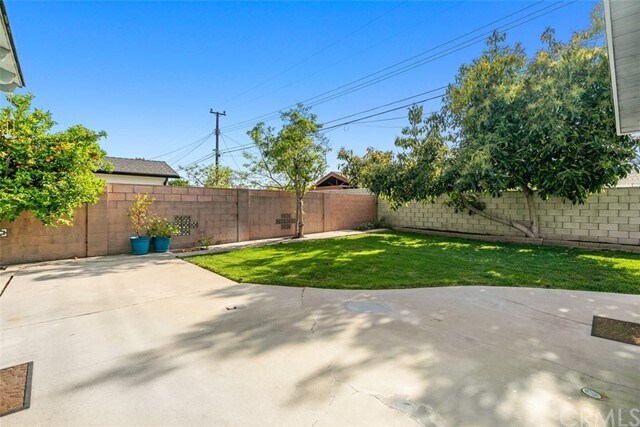 Building Photo - 16131 Warren Ln