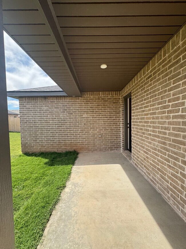 Building Photo - Brand New Construction 3/2/2 in Homestead!!!