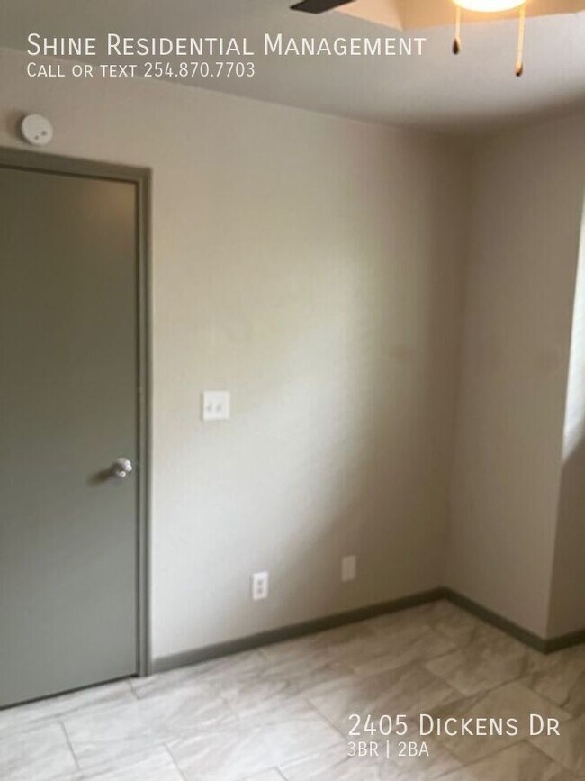 Building Photo - 2405 Dickens Dr