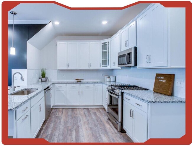 Building Photo - 14955 River Walk Way