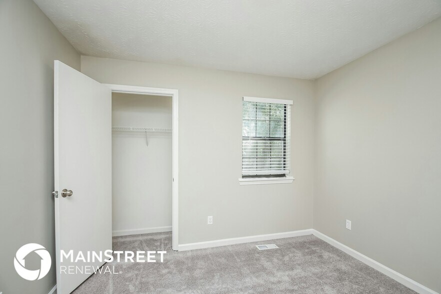 Building Photo - 2212 Cedar Creek Ln