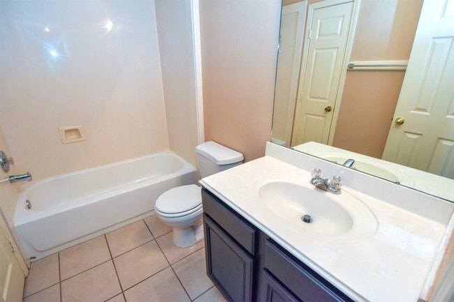 Building Photo - 7215 Kransburg Ranch Dr