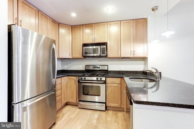 Building Photo - 1211 13th St NW