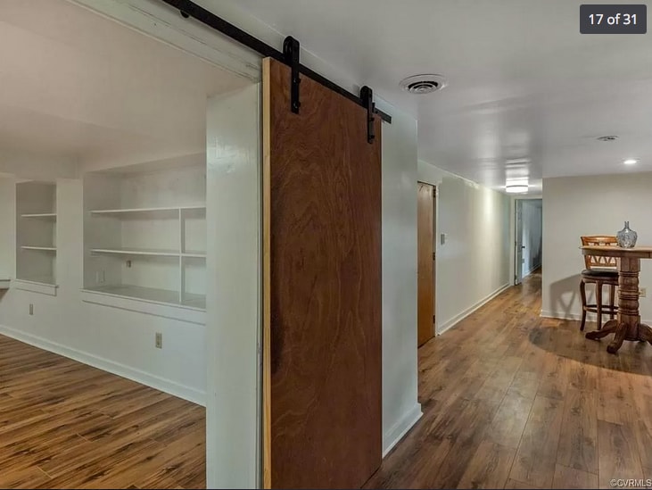 hallway with barn door - 2105 Bambacus Rd