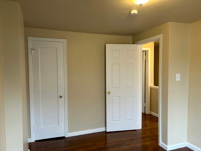 Building Photo - 18515 Greenfield Rd