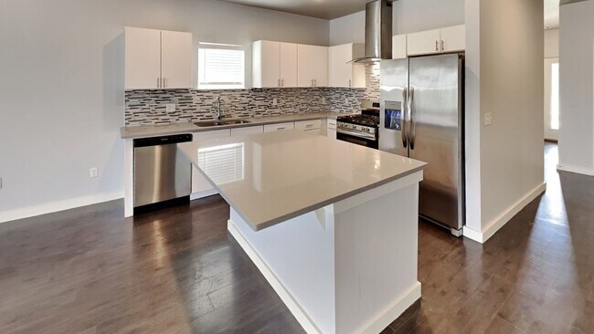 Building Photo - Very Nice 4 bedroom 2.5 bath home with a bonus room in Edmond schools