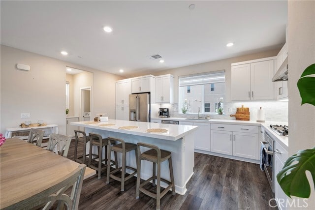 Building Photo - 6 Pony Ct