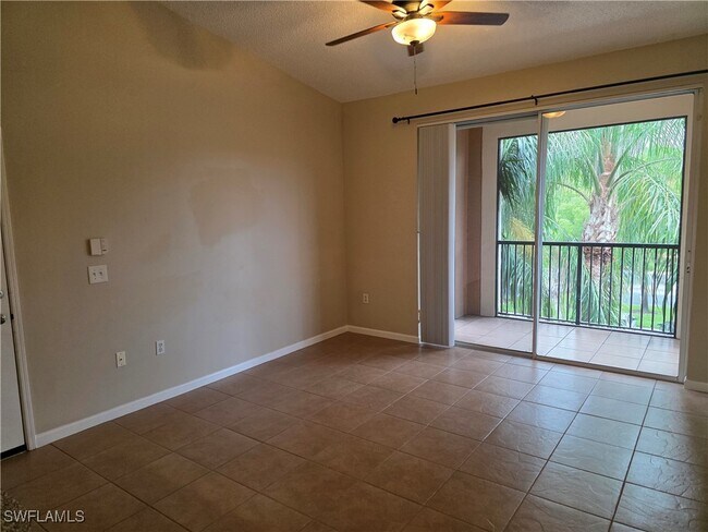 Building Photo - 1210 Reserve Way
