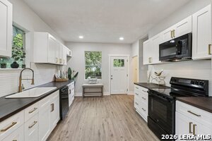 Building Photo - 1119 W Huisache Ave