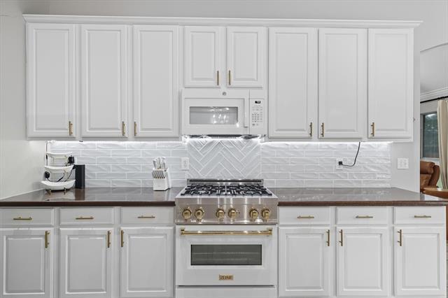 Building Photo - 5816 Pin Tail Ct