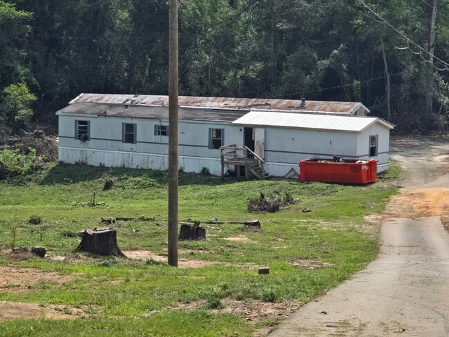 Building Photo - 7540 Hawkinsville Rd