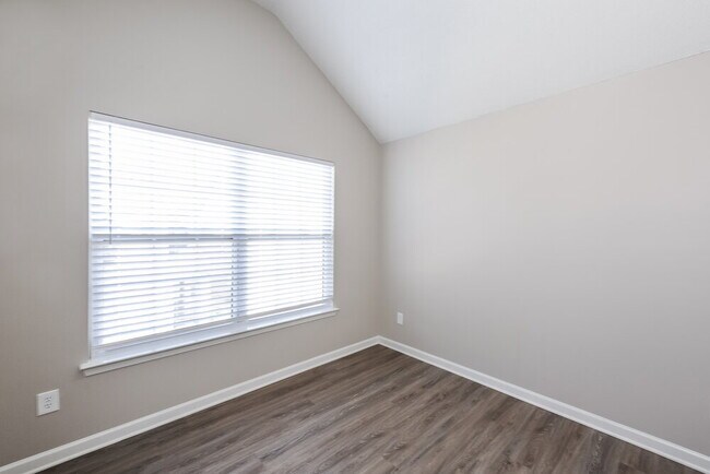 Building Photo - 1580 Potomac Ct