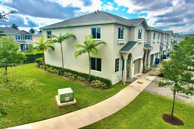 Building Photo - 1202 NW 208th Terrace