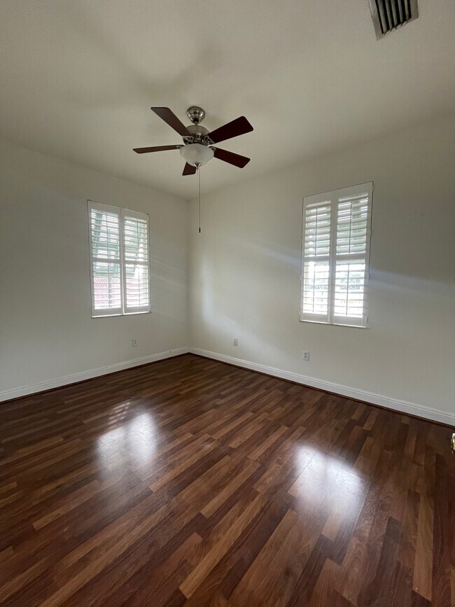 Building Photo - 122 Key Haven Ct