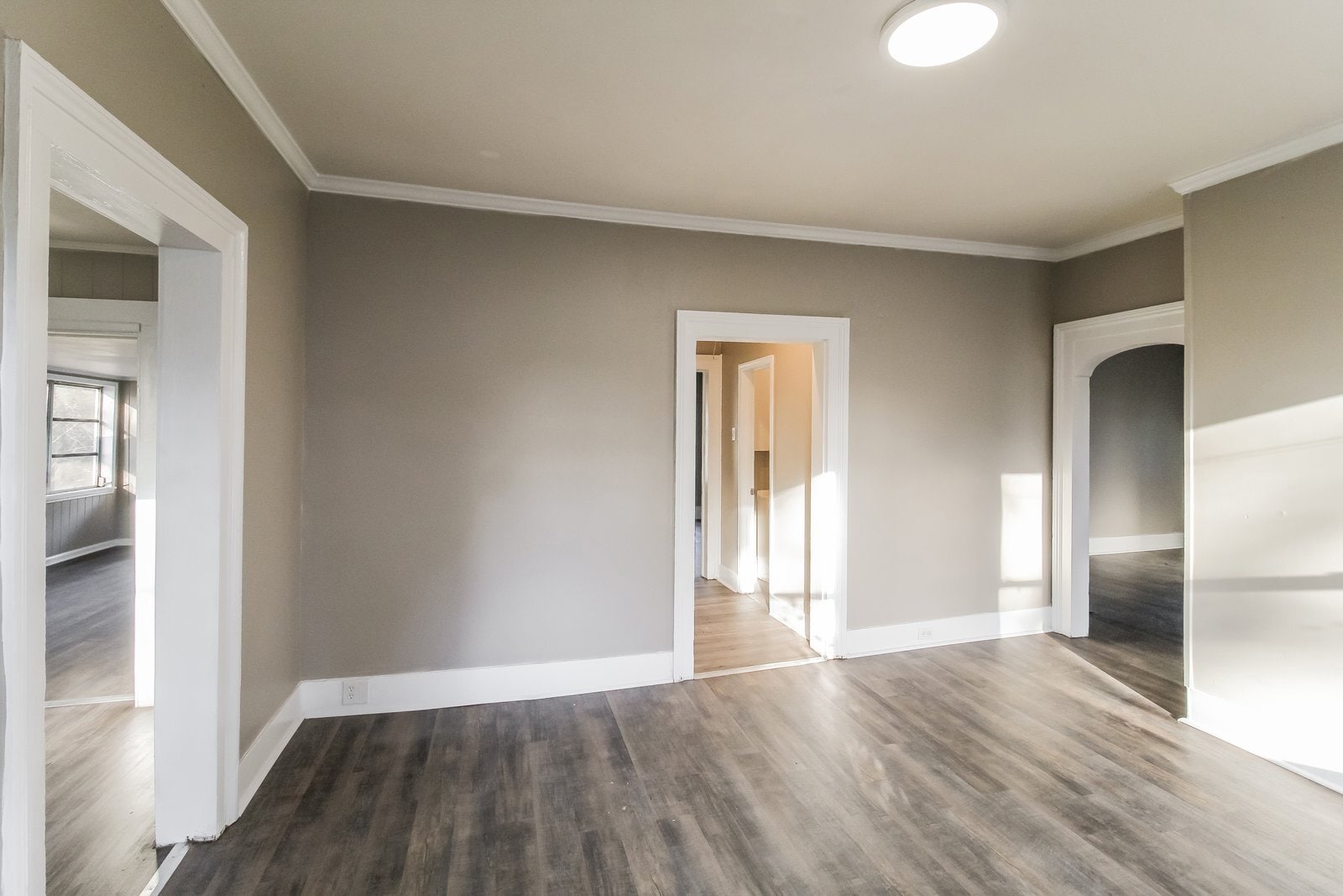 Building Photo - 1141 Boulevard