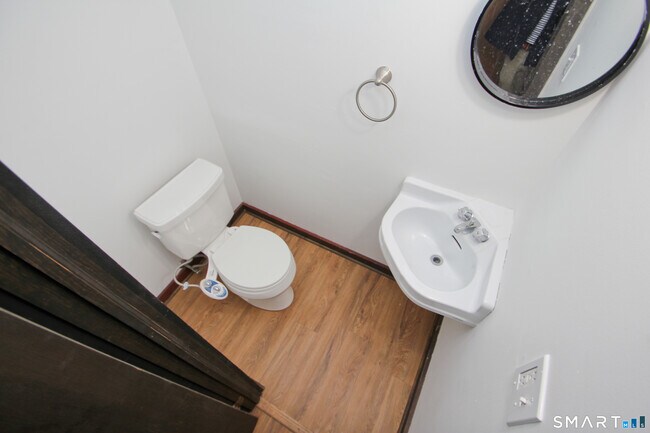 Building Photo - 29 Salmon Run