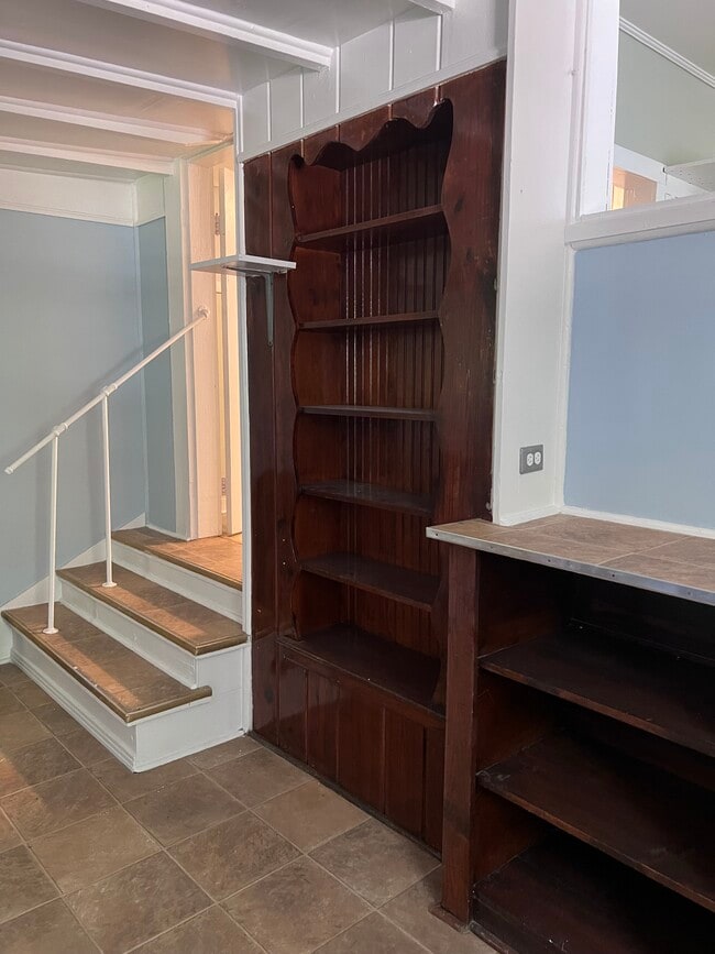 Building Photo - 1418 30th Ave