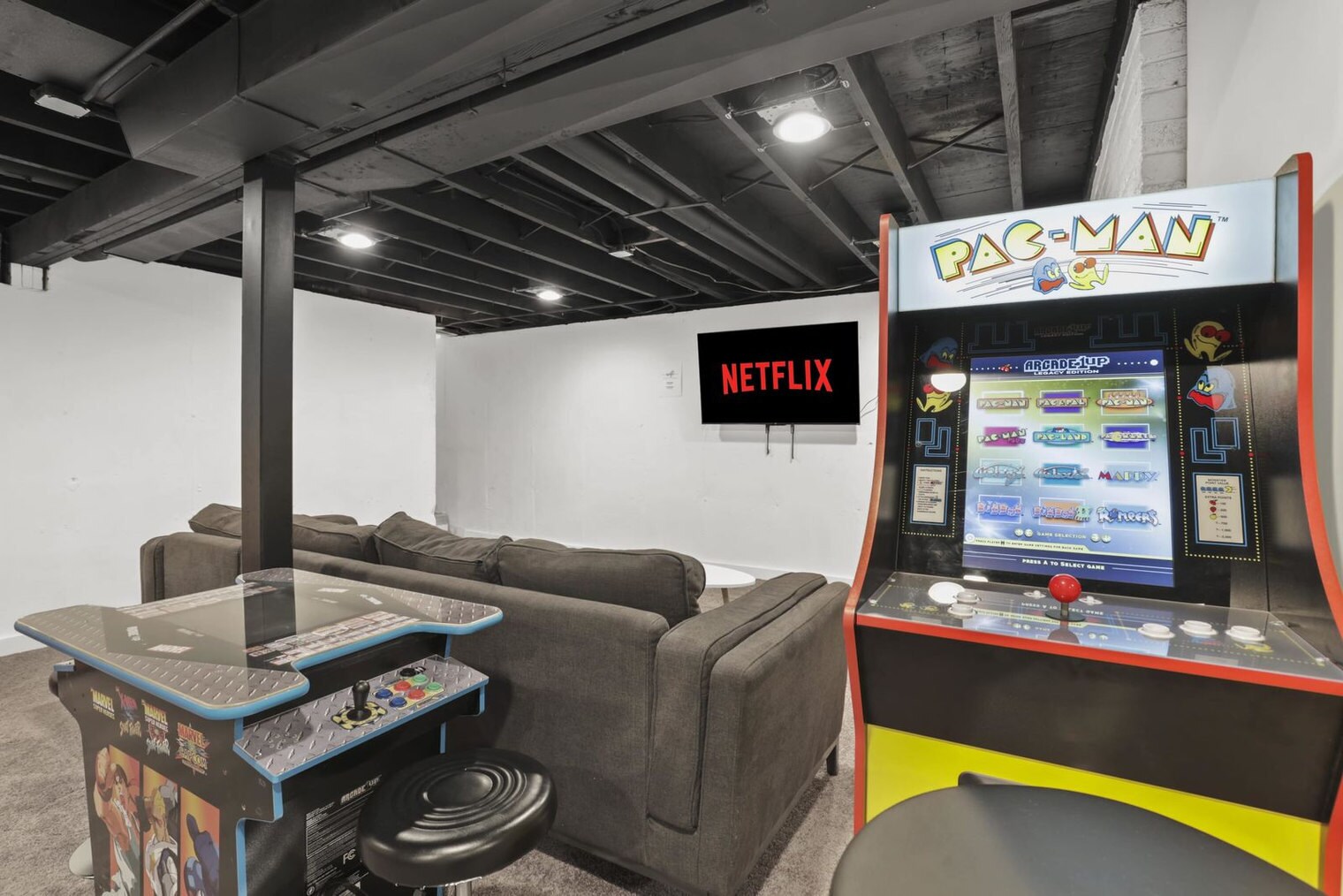 Building Photo - 5488 Fernwood Ln