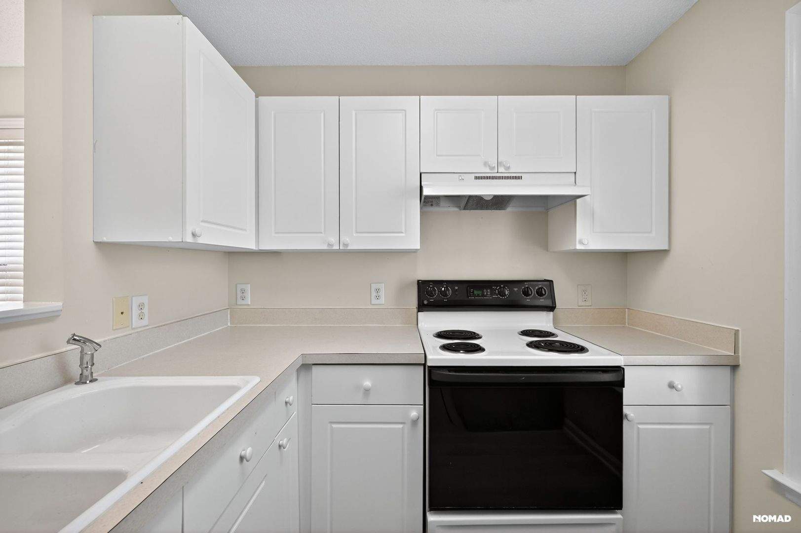 Building Photo - 2505 Bay Harbor Dr