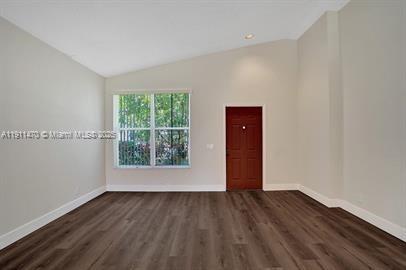 Building Photo - 955 Savannah Falls Dr