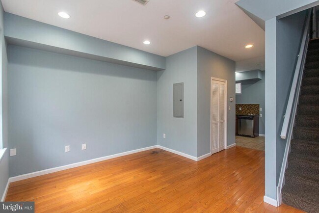 Building Photo - 2016 N 18th St