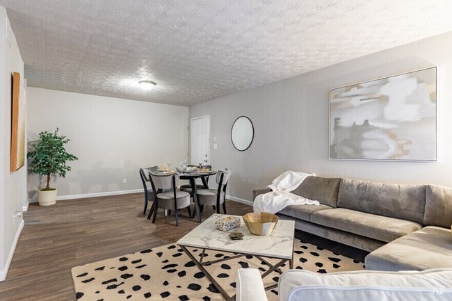 Interior Photo - Park Valley