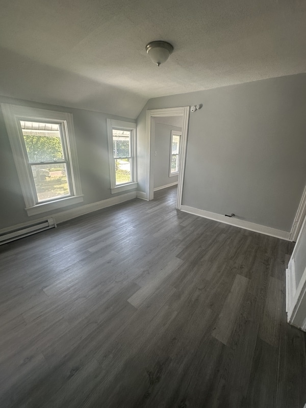 Building Photo - 2056 W 95th St