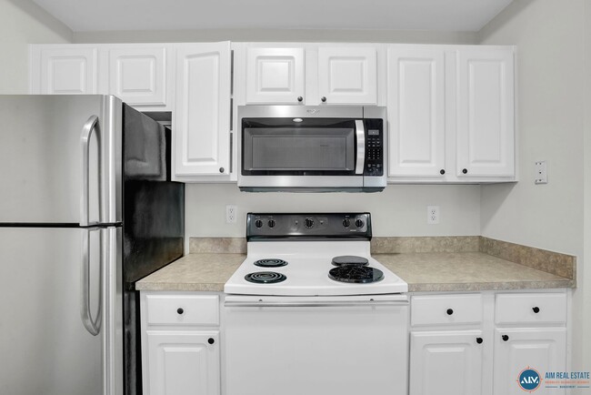Building Photo - 1BR / 1BA Condo in Gated Summer House Comm...