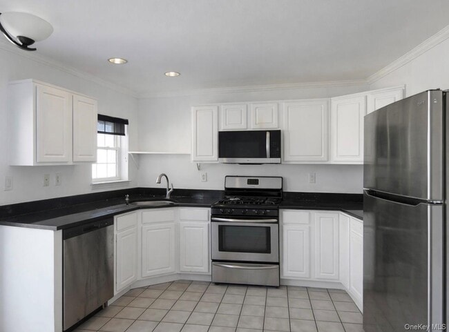 Building Photo - 54 Crystal Hill Dr