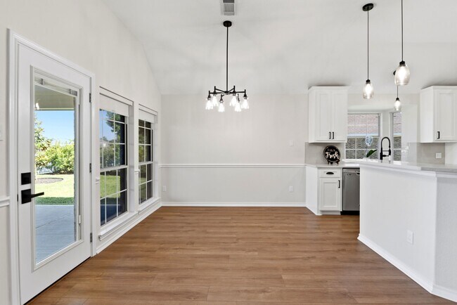 Building Photo - 29819 S Legends Village Cir