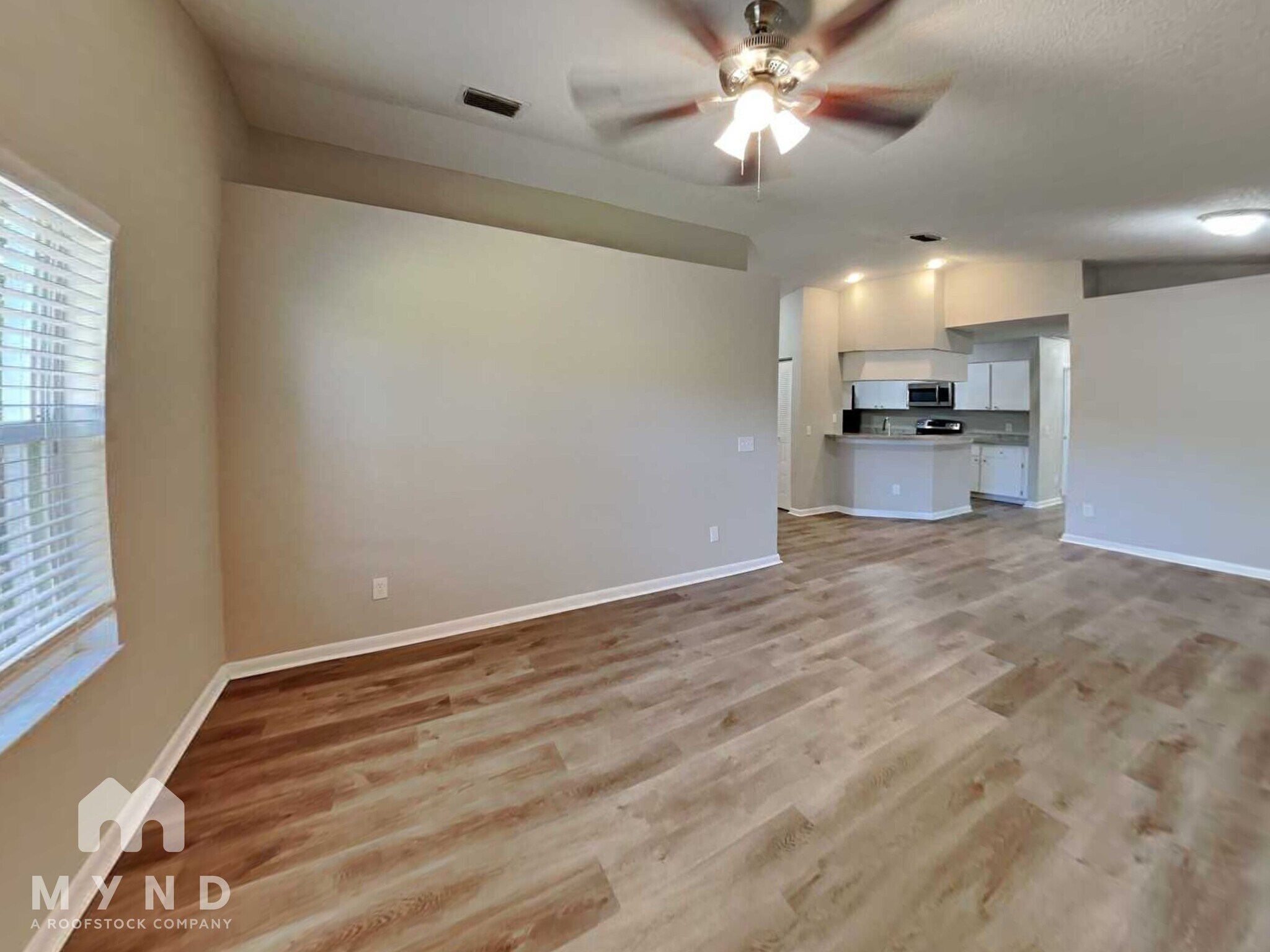 Building Photo - 2125 Karen Dr