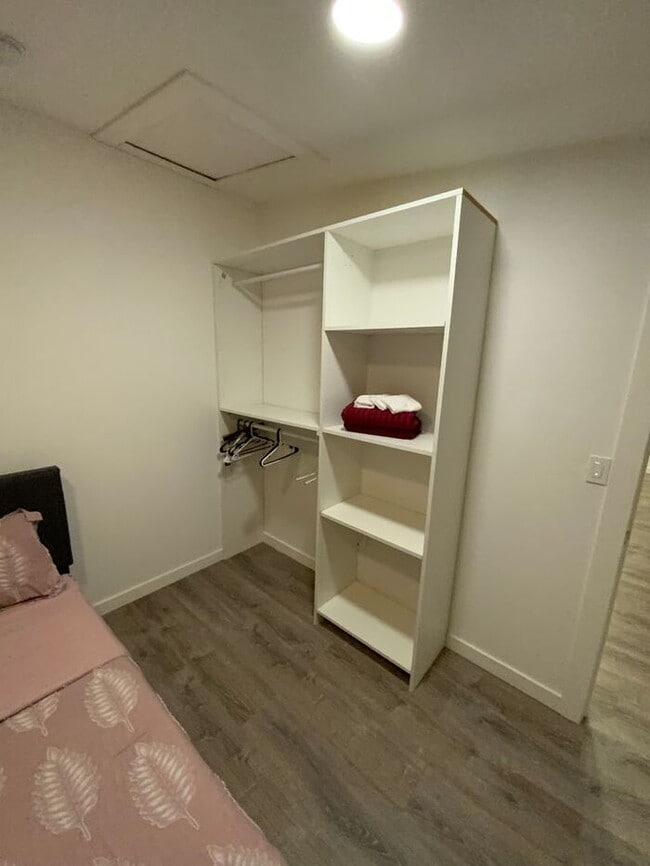 Building Photo - AVAILABLE NOW!!! Puyallup Valley 2bdr 2 bath