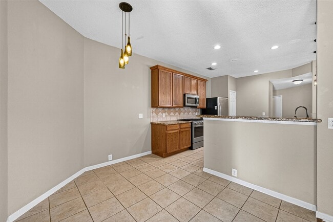 Building Photo - 10306 Nickel Grove Dr