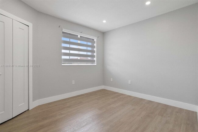 Building Photo - 3378 W 80th St