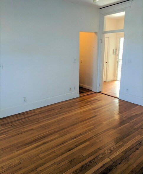 Building Photo - 1318 Commonwealth Ave