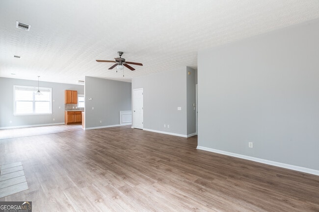 Building Photo - 3290 Cooper Woods Dr