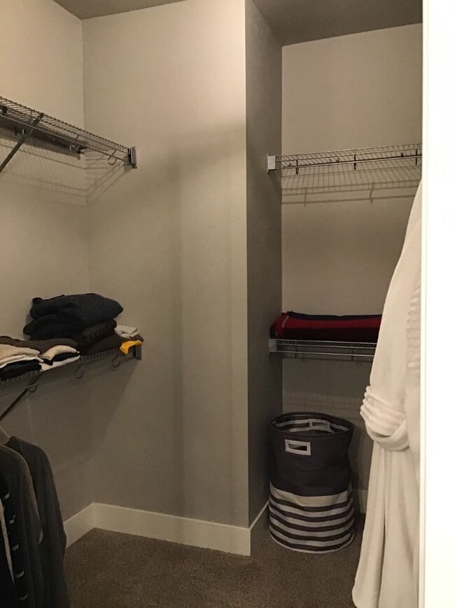 Building Photo - FOR RENT - Furnished 3 bed, 2 bath NorthWest Crossing Modern Townhome