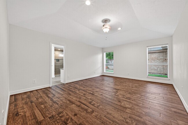 Building Photo - 14222 Stokesmount Dr